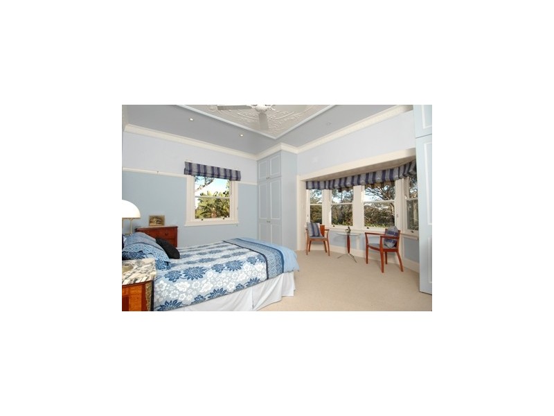 10 MAYFIELD AVENUE, Pymble NSW 2073