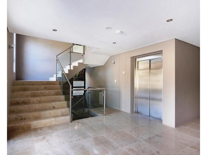 3/10 SHINFIELD AVENUE, St Ives NSW 2075