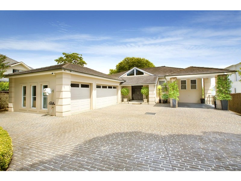 28 COWAN ROAD, St Ives NSW 2075