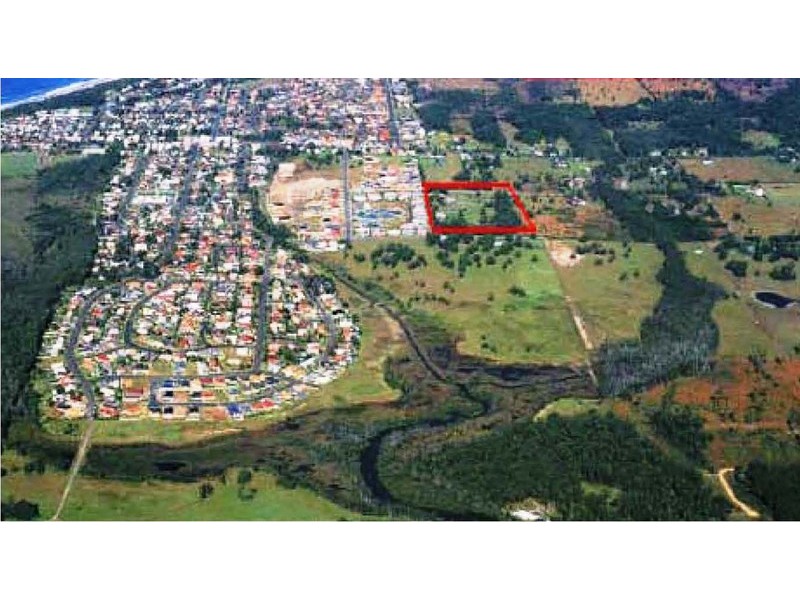 16 Berber Road, Old Bar NSW 2430