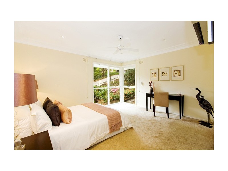 45 LYNBARA AVENUE, St Ives NSW 2075