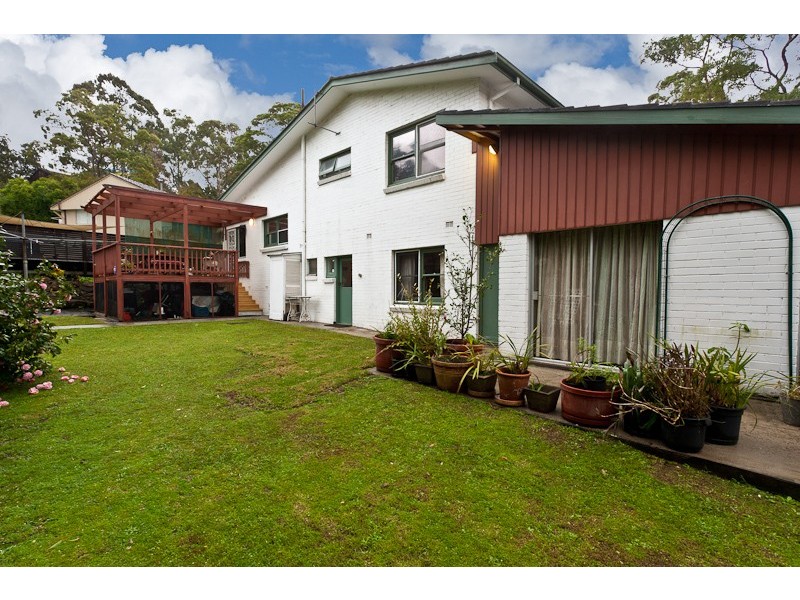 5 RALEIGH CRESCENT, St Ives NSW 2075