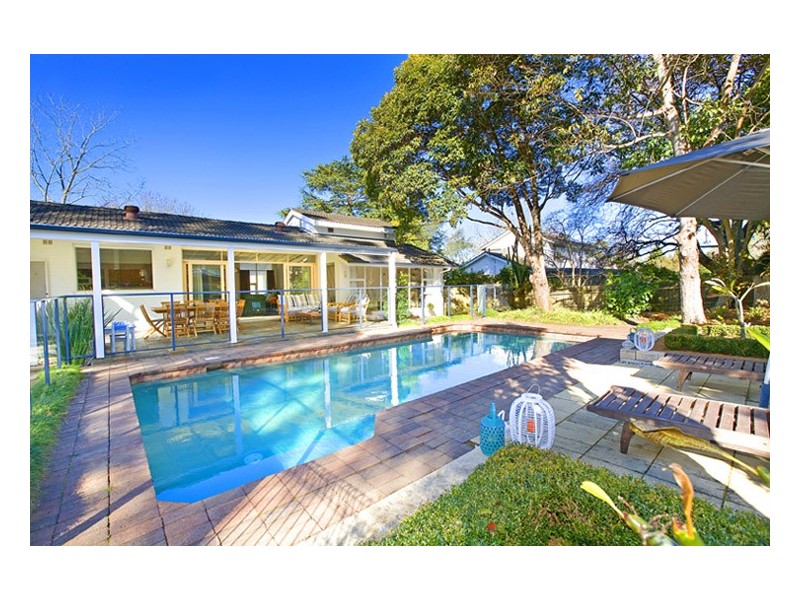 54 MEMORIAL AVENUE, St Ives NSW 2075