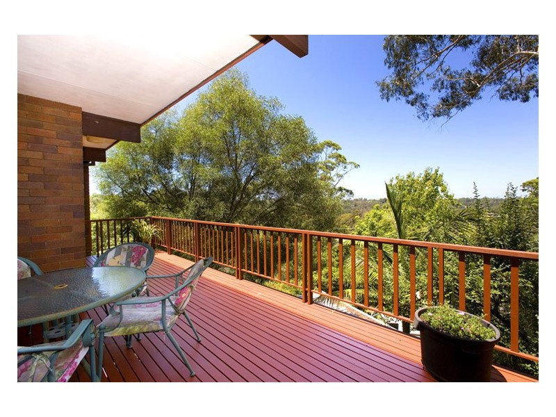 60 HUNTER AVENUE, St Ives NSW 2075