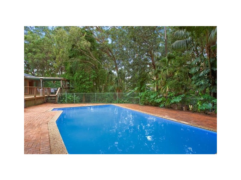 18 LANCASTER AVENUE, St Ives NSW 2075