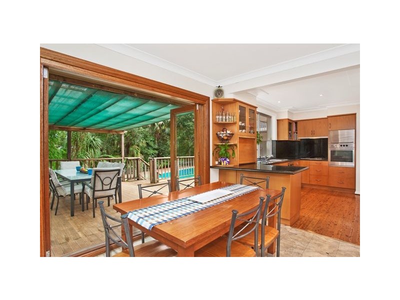 18 LANCASTER AVENUE, St Ives NSW 2075