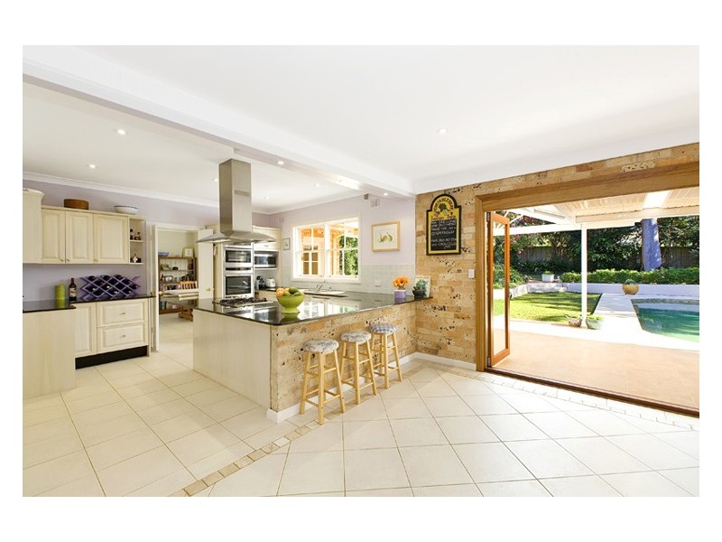 103 CAMBOURNE AVENUE, St Ives NSW 2075