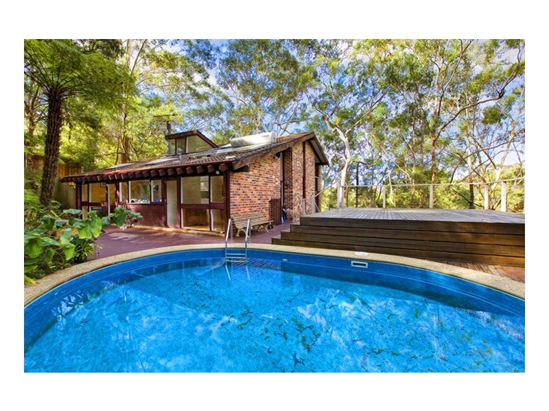 16 CASSANDRA AVENUE, St Ives NSW 2075