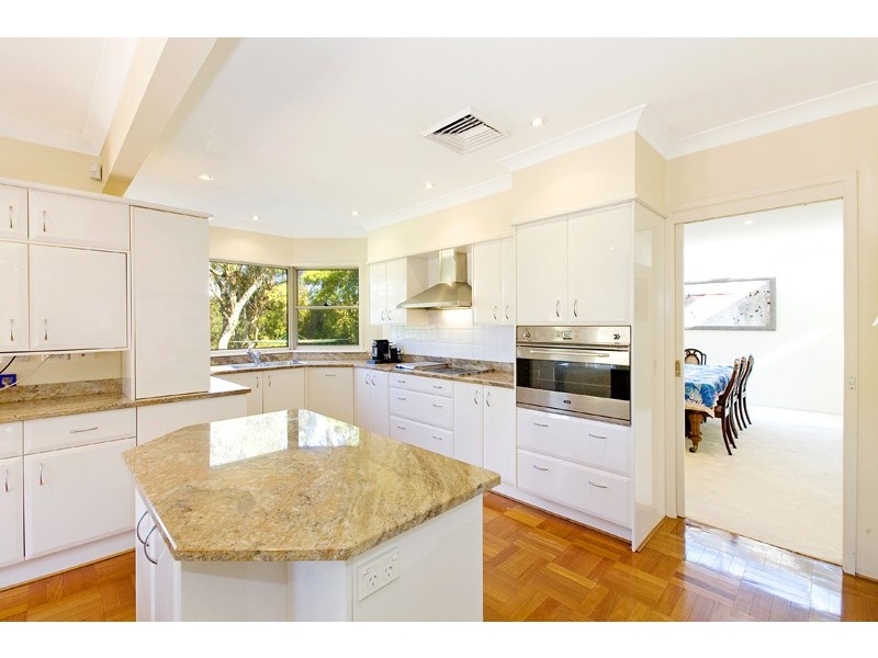 19 CARMEN STREET, St Ives NSW 2075