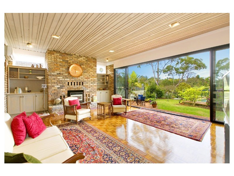 19 WEMBURY ROAD, St Ives NSW 2075