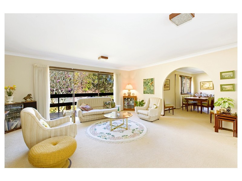 27 MAWSON STREET, St Ives NSW 2075