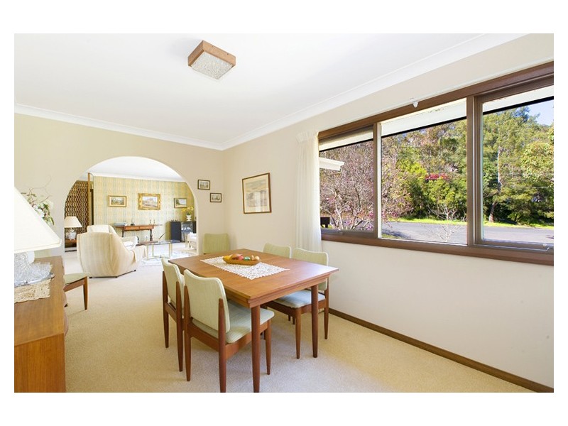 27 MAWSON STREET, St Ives NSW 2075