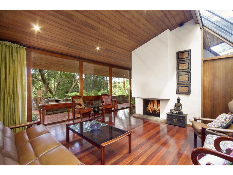 21 TUDOR PLACE, St Ives NSW 2075