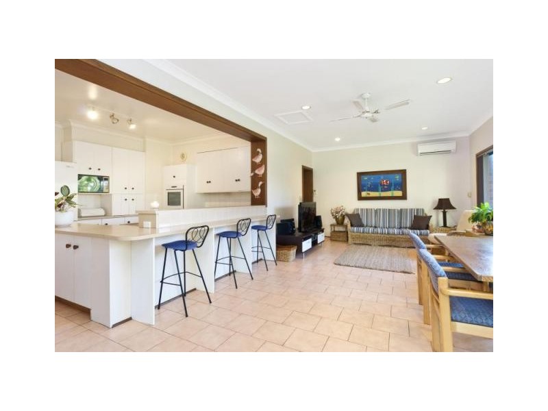 1 GARRICK ROAD, St Ives NSW 2075