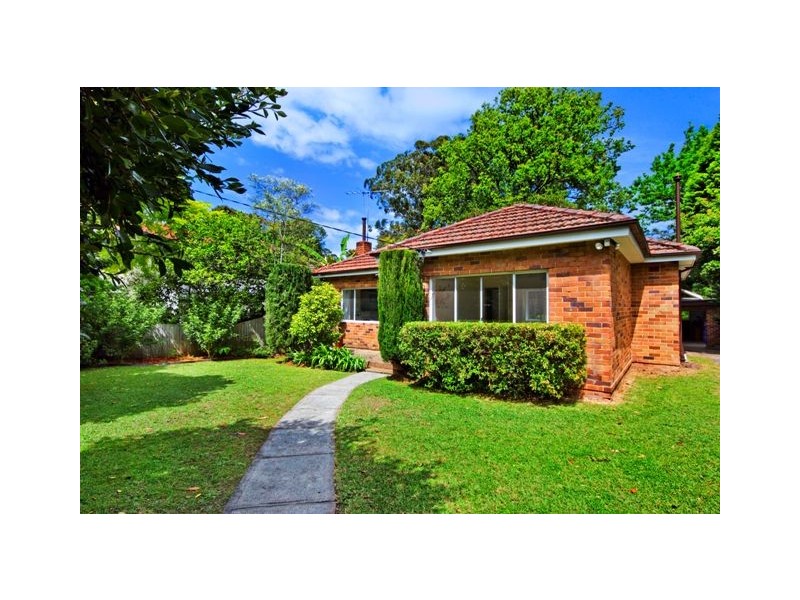 11  IONA AVENUE, Pymble NSW 2073