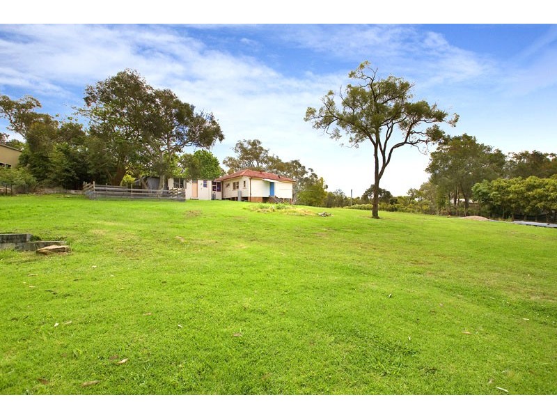 21 RAYM ROAD, Kenthurst NSW 2156