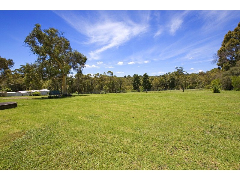 19 RAYM ROAD, Kenthurst NSW 2156