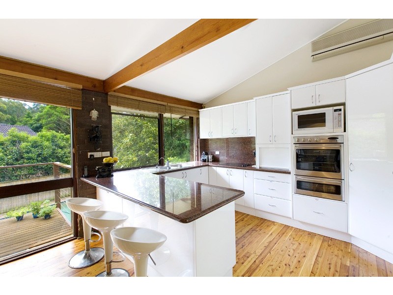 25 HILLSIDE AVENUE, St Ives NSW 2075