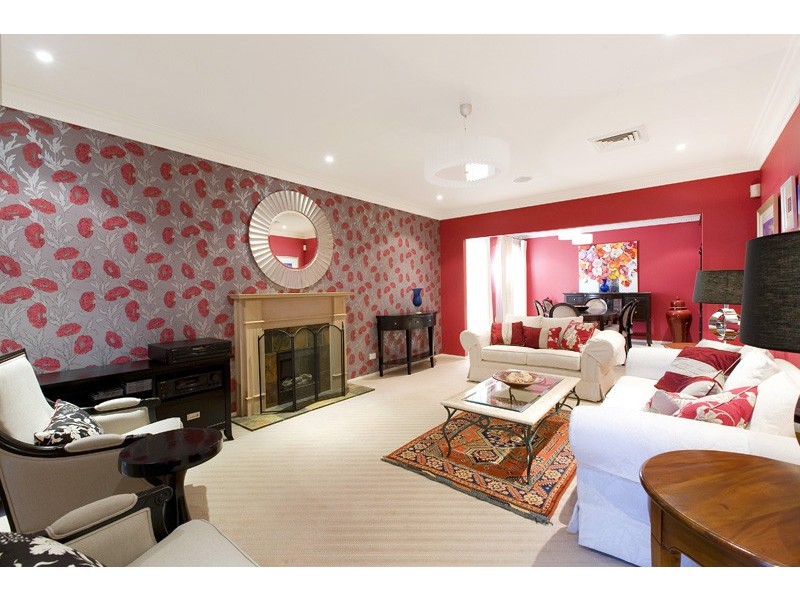 40 KELVIN ROAD, St Ives NSW 2075