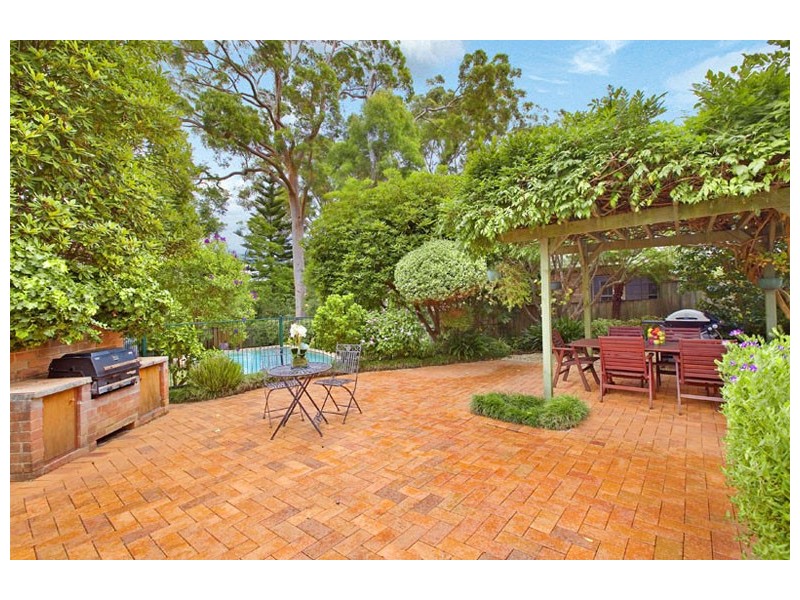 37  VISTA STREET, Pymble NSW 2073