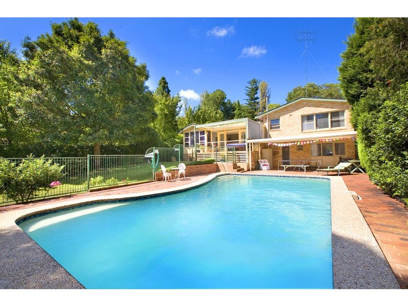 75 KITCHENER STREET, St Ives NSW 2075