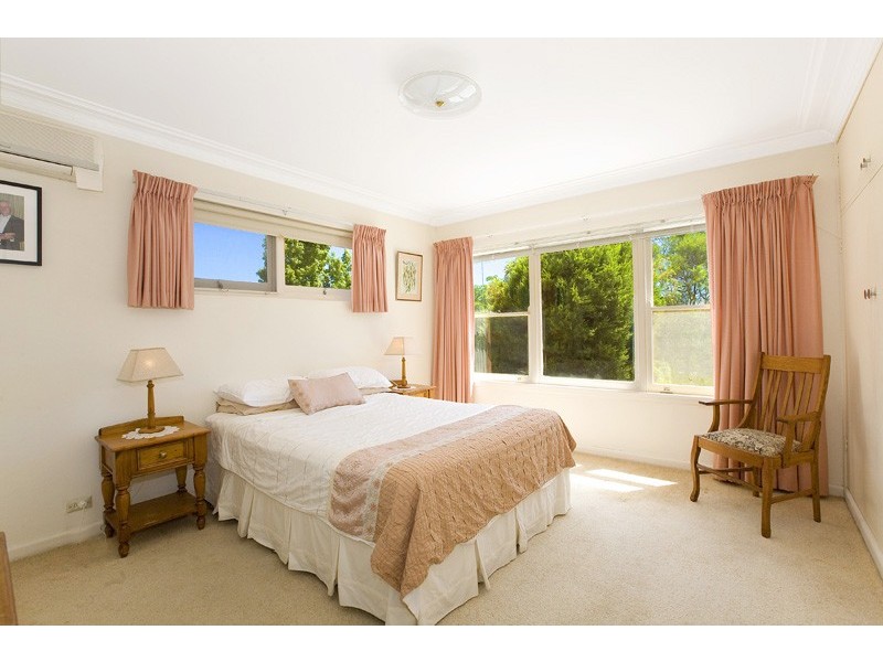 75 KITCHENER STREET, St Ives NSW 2075