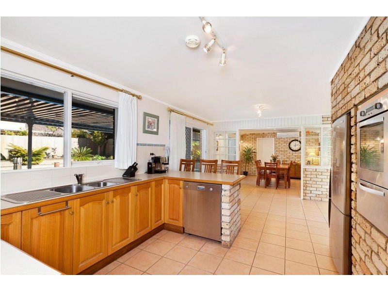 20 TIMBARRA ROAD, St Ives NSW 2075