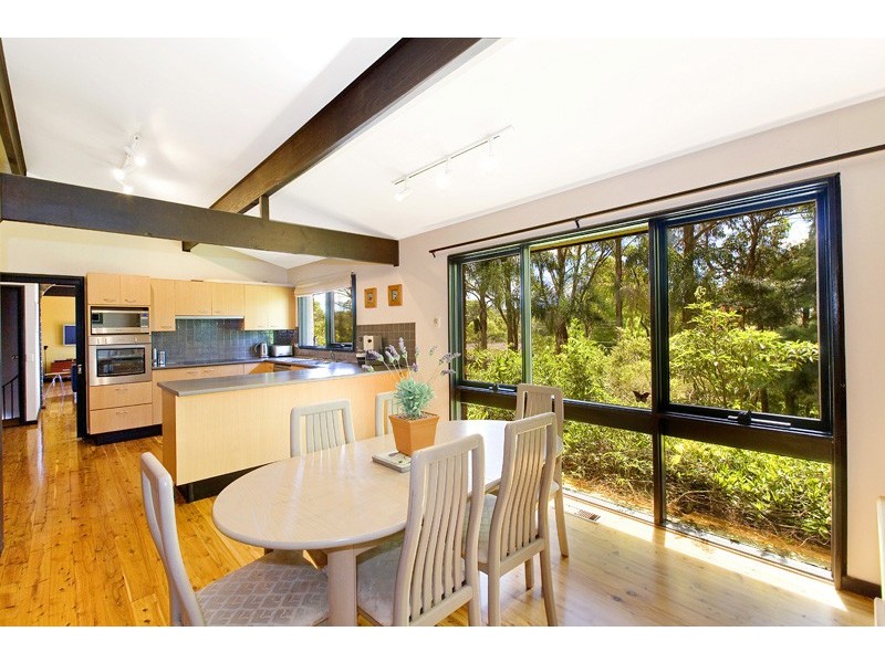 8 OTAKI PLACE, St Ives NSW 2075