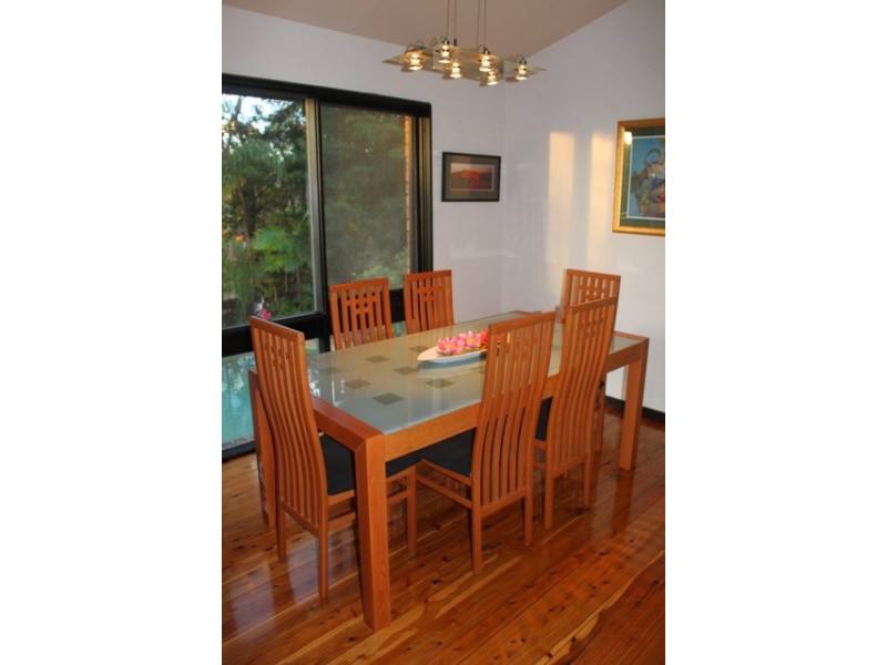 8 OTAKI PLACE, St Ives NSW 2075