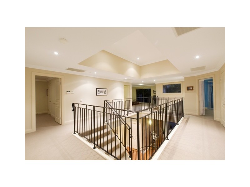 5 SHANNON STREET, St Ives NSW 2075