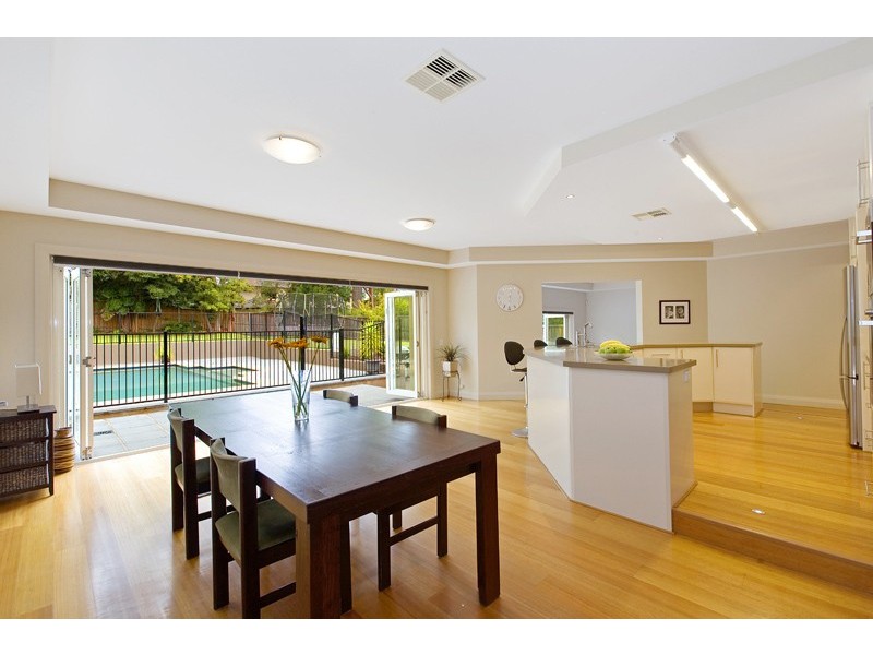 5 SHANNON STREET, St Ives NSW 2075