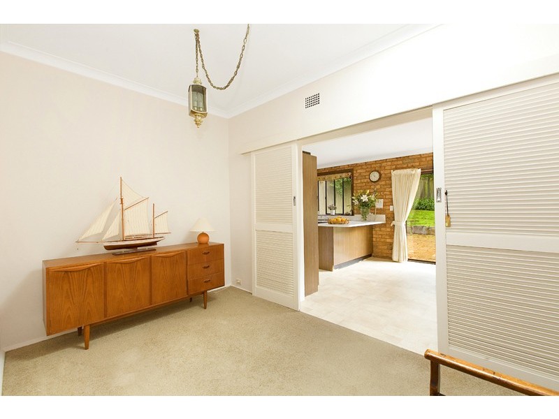 20 PUTARRI AVENUE, St Ives NSW 2075