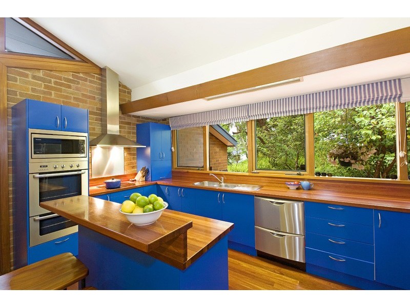 16 MONTEREY STREET, St Ives NSW 2075