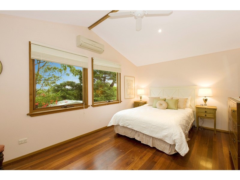 16 MONTEREY STREET, St Ives NSW 2075