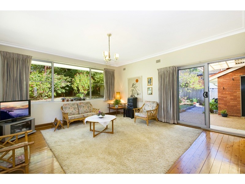 11 APPS AVENUE, Turramurra NSW 2074