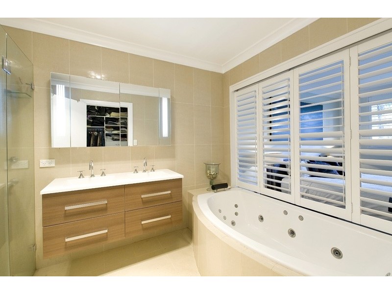 4 JOALAH CLOSE, St Ives NSW 2075