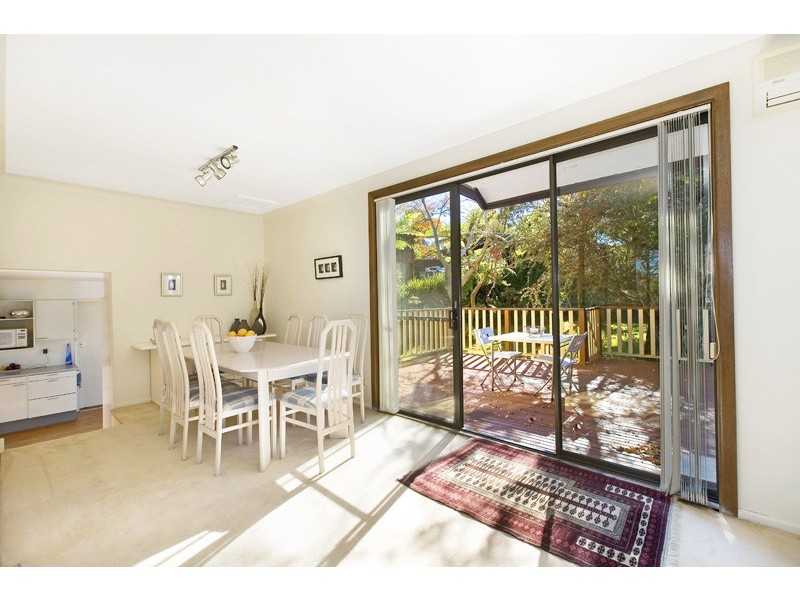 27 BURDEKIN CRESCENT, St Ives NSW 2075