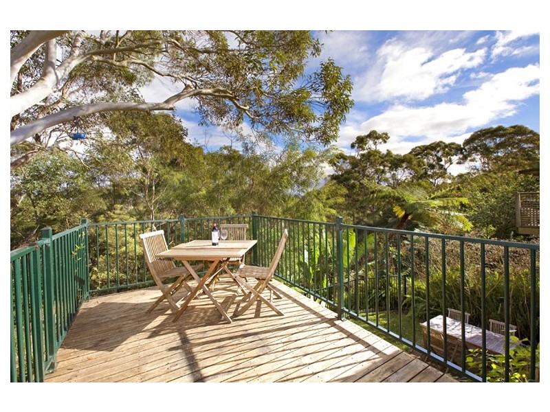 60 BURDEKIN CRESCENT, St Ives NSW 2075