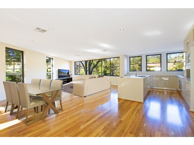 4/10 SHINFIELD AVENUE, St Ives NSW 2075