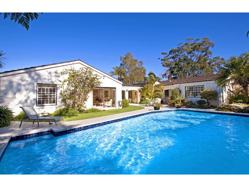 6 OAK HILL CLOSE, St Ives NSW 2075