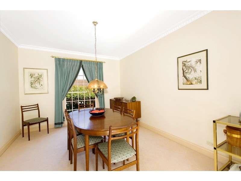 6 OAK HILL CLOSE, St Ives NSW 2075