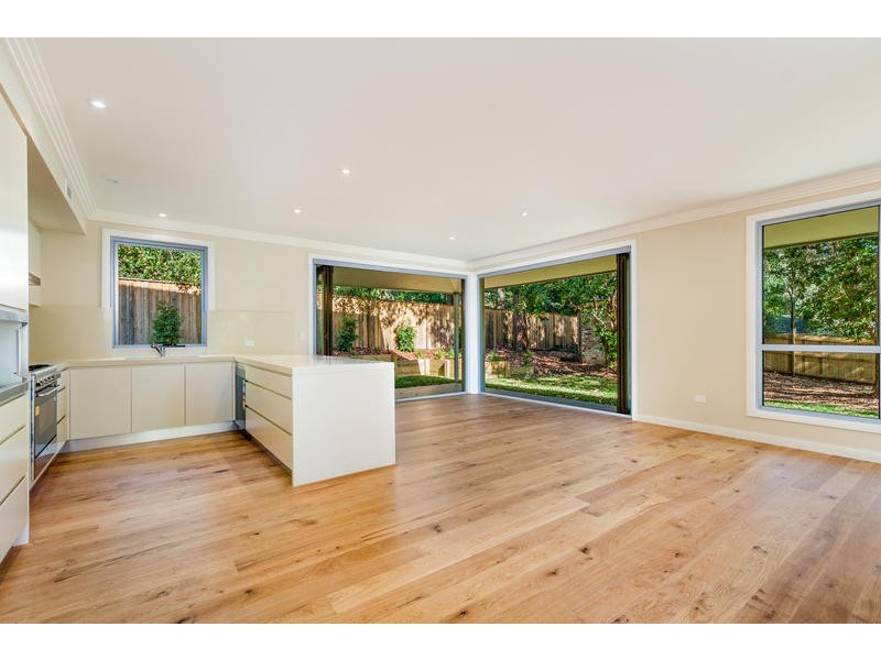 8 KILLEATON STREET, St Ives NSW 2075