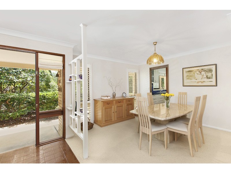 4 COLLEGE CRESCENT, St Ives NSW 2075