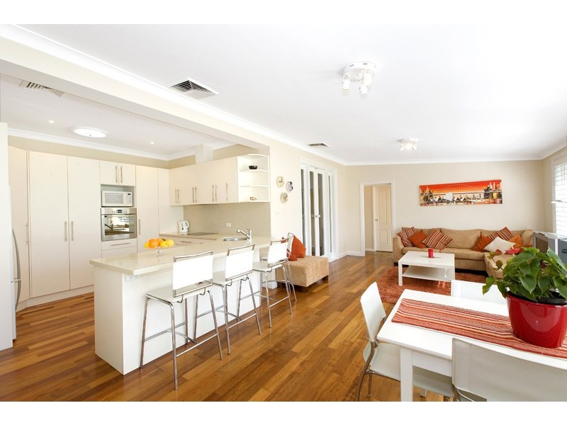 6 CRANFORD AVENUE, St Ives NSW 2075