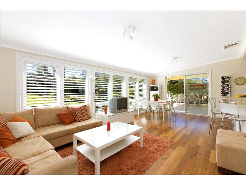 6 CRANFORD AVENUE, St Ives NSW 2075