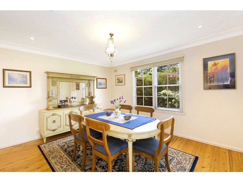 1 WEMBURY ROAD, St Ives NSW 2075