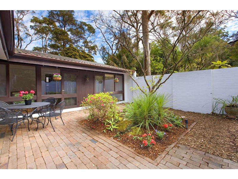 4 STADDON CLOSE, St Ives NSW 2075