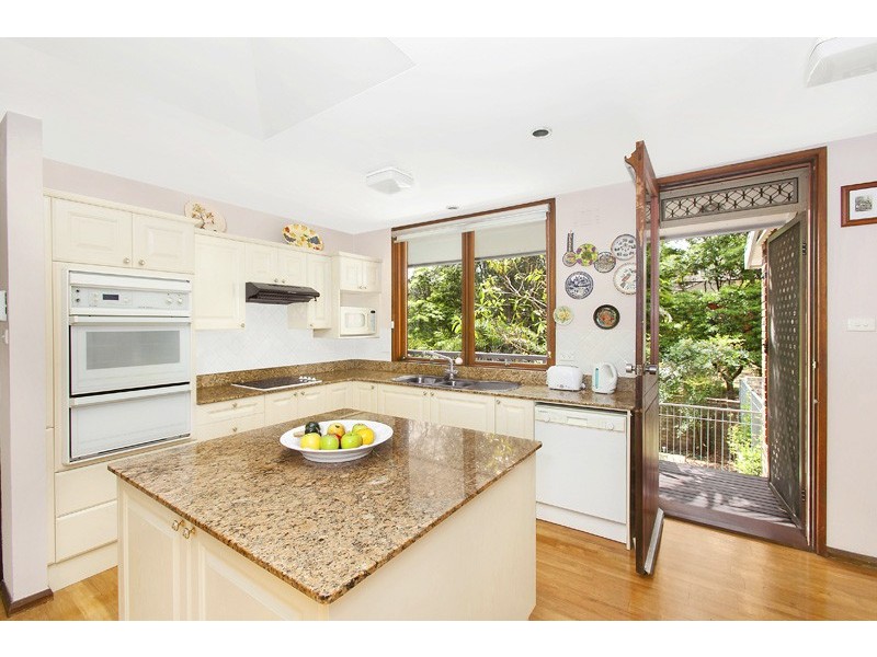 30 ALVONA AVENUE, St Ives NSW 2075