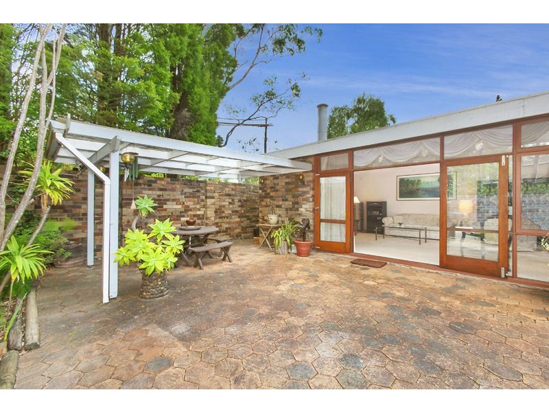 30 ALVONA AVENUE, St Ives NSW 2075