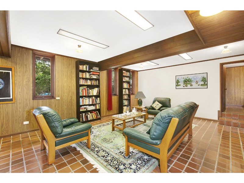 30 ALVONA AVENUE, St Ives NSW 2075